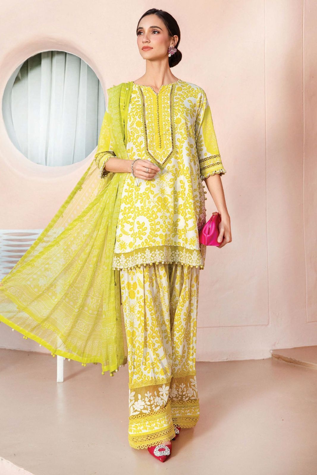 Dhalia By Iznik