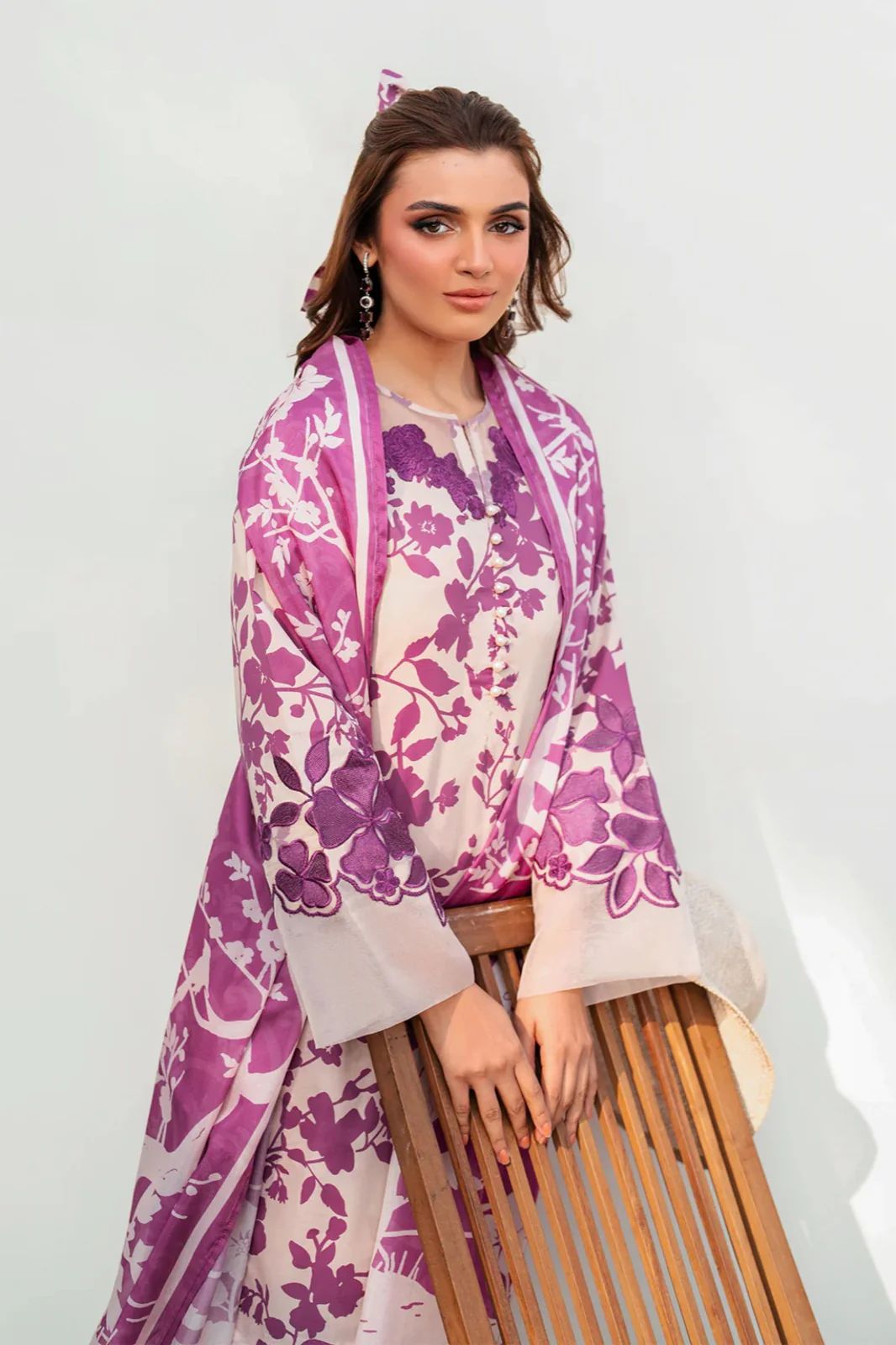 Iznik 3pc Lawn