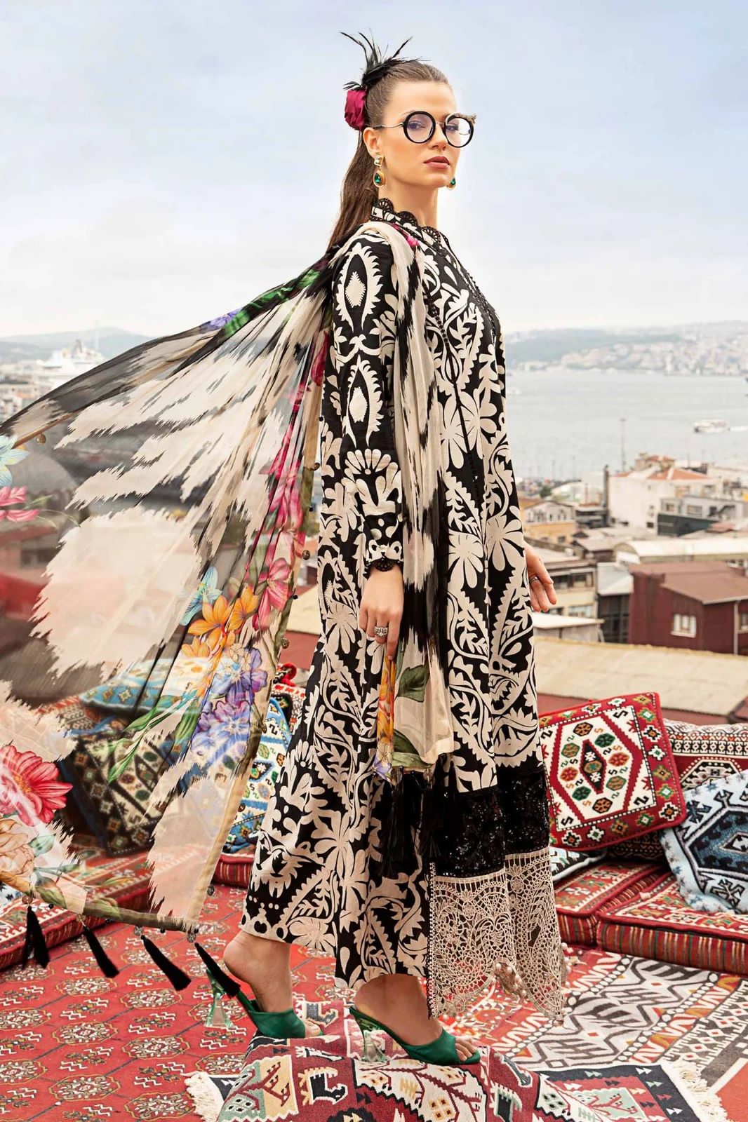 Baroque 3pc Lawn - Chiffon Dupatta