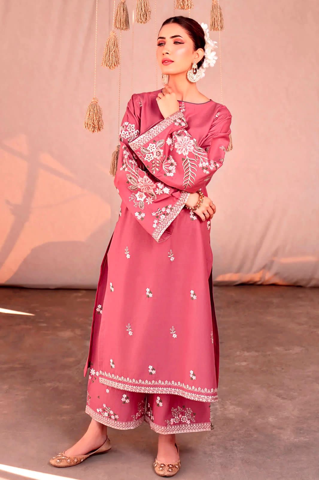 URGE – Embroidered 2PC Winter Collection | Code 7178