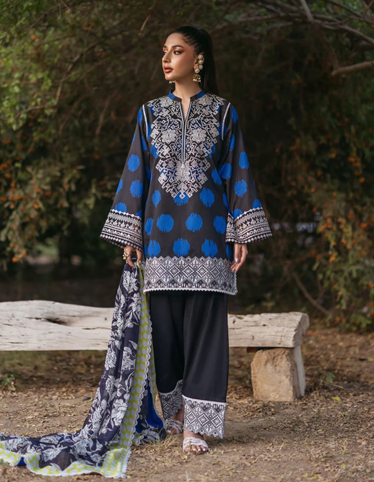 Zainab Chottani Tahra Hit Code 3pc