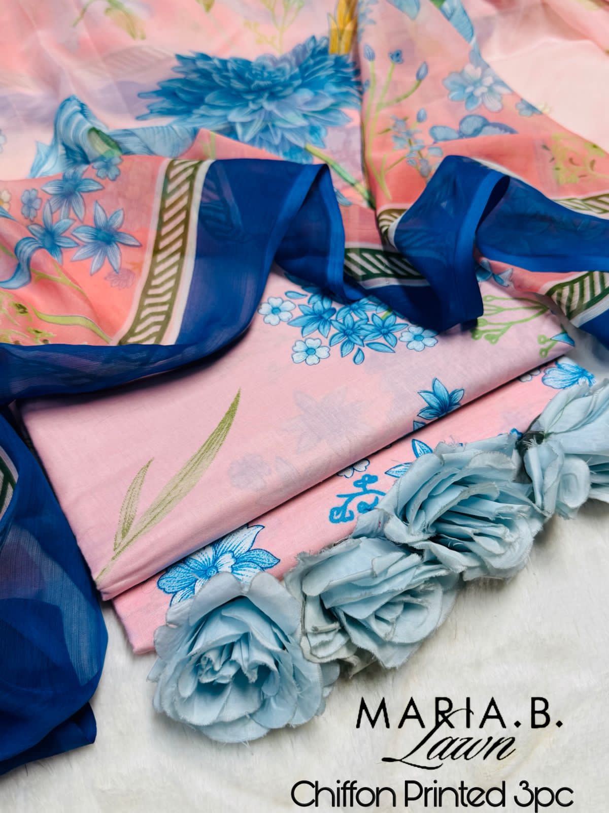 Maria B. 3pc CHIFFON DUPATTA – Code: P001AZ